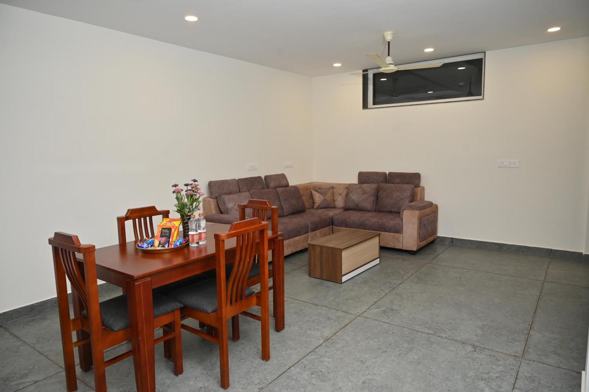 Hotel Shri Devi Comforts Inn Bhatkal 외부 사진